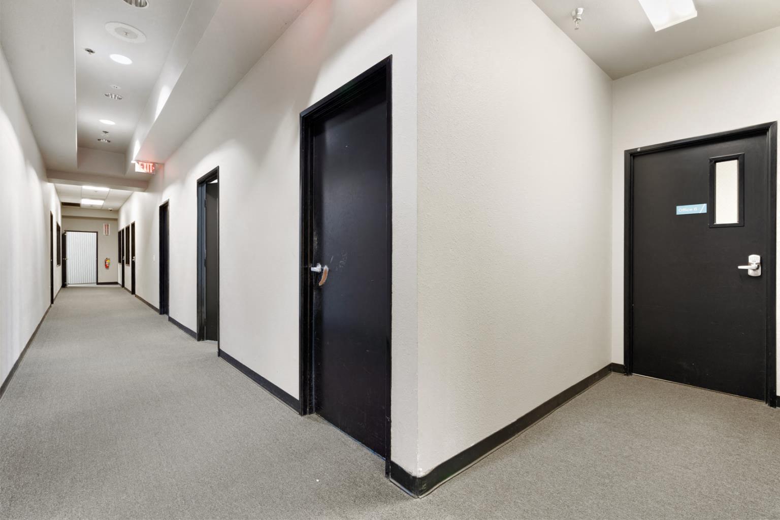 ReadySpaces Santa Ana